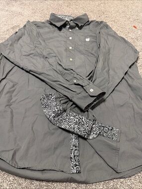 Cinch Gray Button-Up with Black & White Paisley Trim